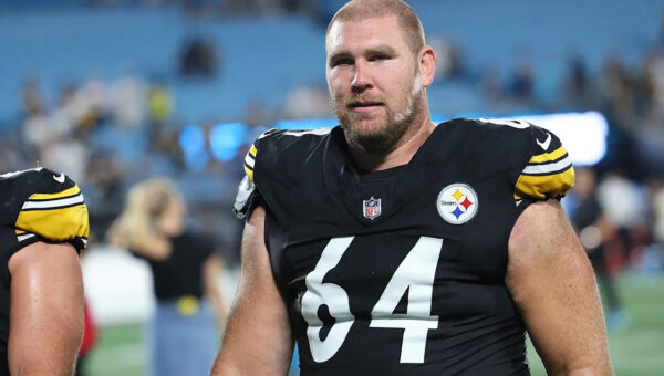 Report: Commanders to sign OL Max Scharping