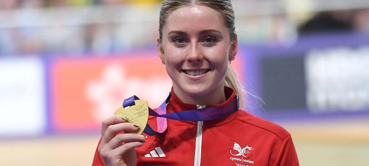 Emma Finucane: Can cycling's new star be beaten?