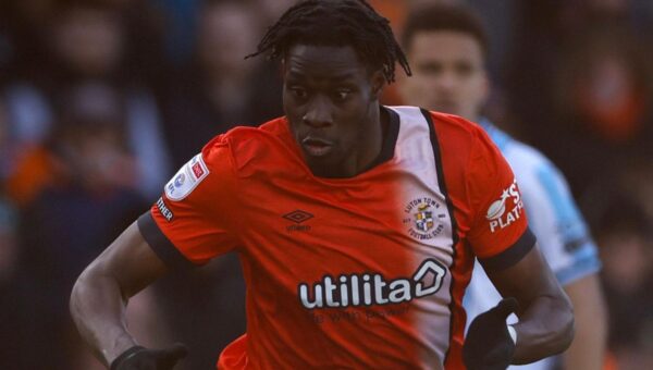 Transfer: Adebayo signs for Bristol City