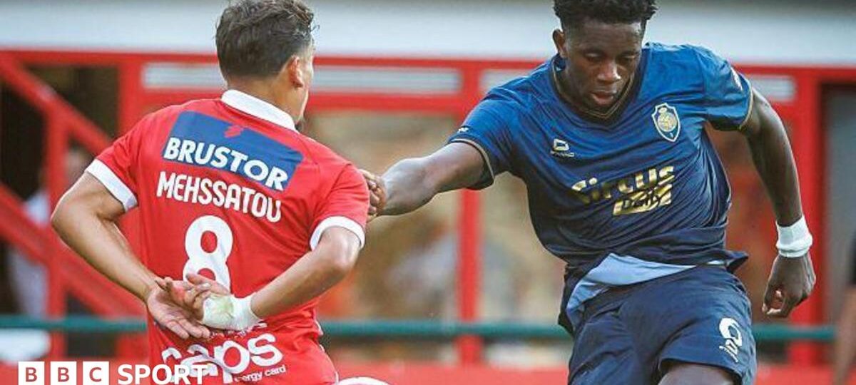 Sunderland sign Ahoka from Royal Antwerp