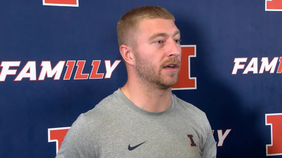 Local stars Laughery, Feagin now veterans at Illini fall camp