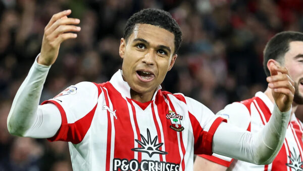 Fulham sign Charles from Southampton for £30m