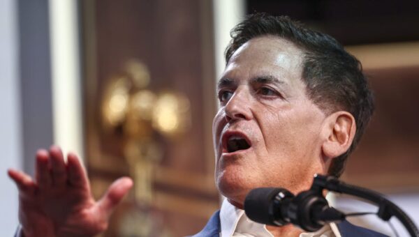 Mark Cuban says doctors should be teaching patients how to use AI to help with their treatment