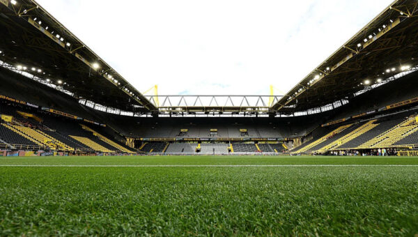 Borussia Dortmund: XI vs Hamburg with 3 debutants