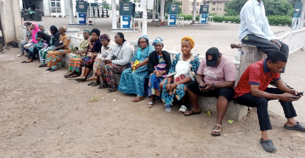 Osun election: Voters turn out early, wait for INEC officials [Video]