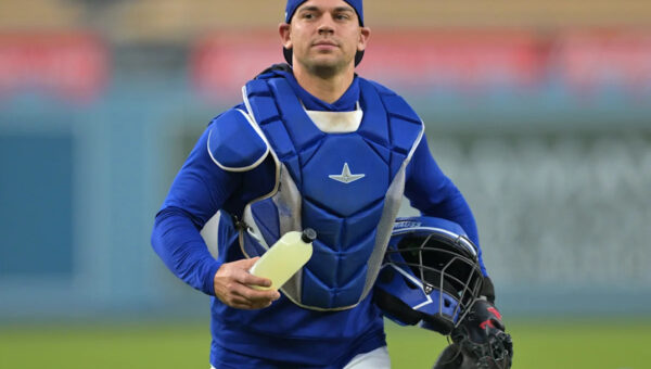 Dodgers re-acquire two catchers at trade deadline after Dalton Rushing injury