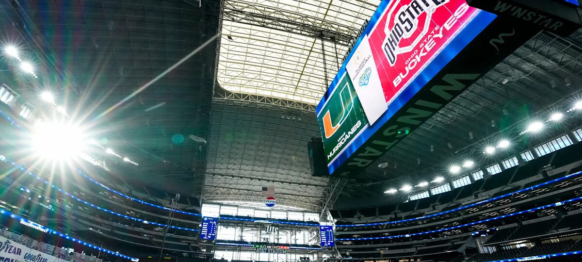 Ohio State extends record streak of appearing in preseason AP CFB Poll