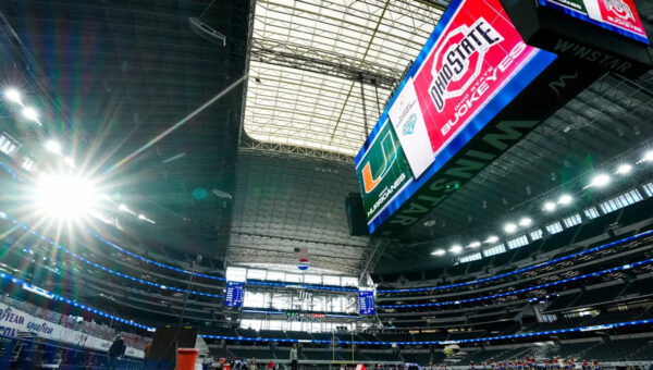 Ohio State extends record streak of appearing in preseason AP CFB Poll