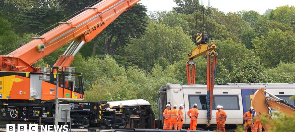 Train derailment carriages moved amid track probe