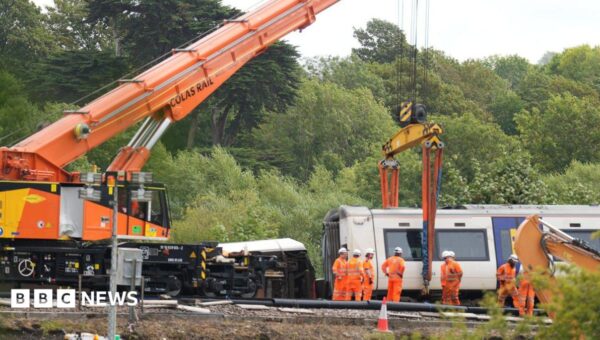 Train derailment carriages moved amid track probe