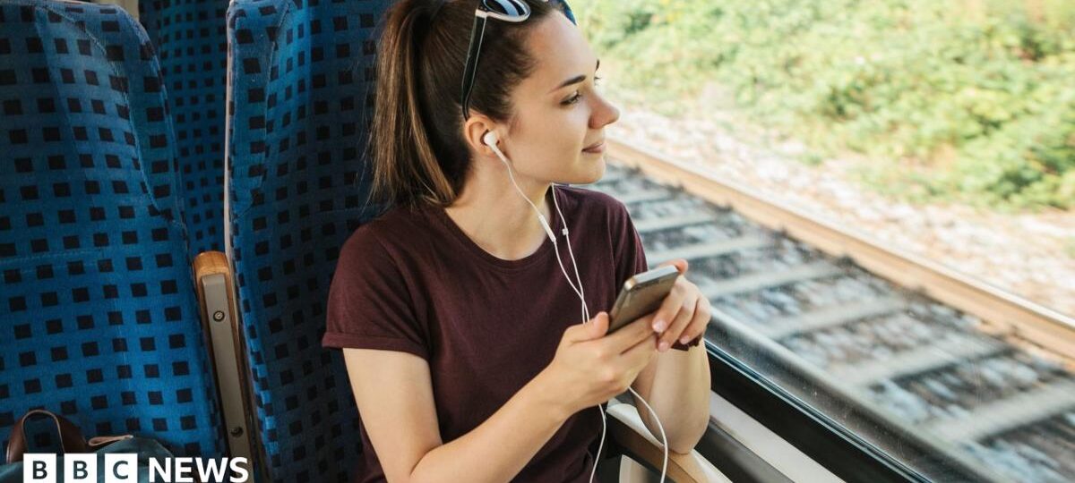 Half price rail travel extended to 18-year-olds