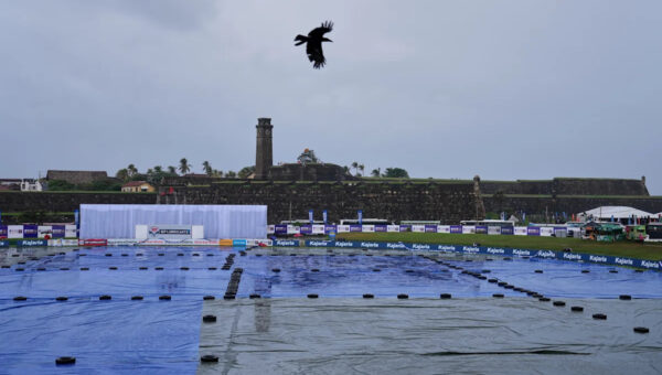 Rain delays start of play on day 2 of 1st test between Sri Lanka and India