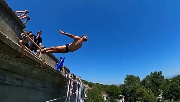 Annual bridge diving competition returns to Kosovo