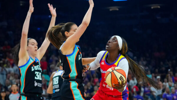 Phoenix Mercury fumble chance to boost playoff hopes, fall to Liberty