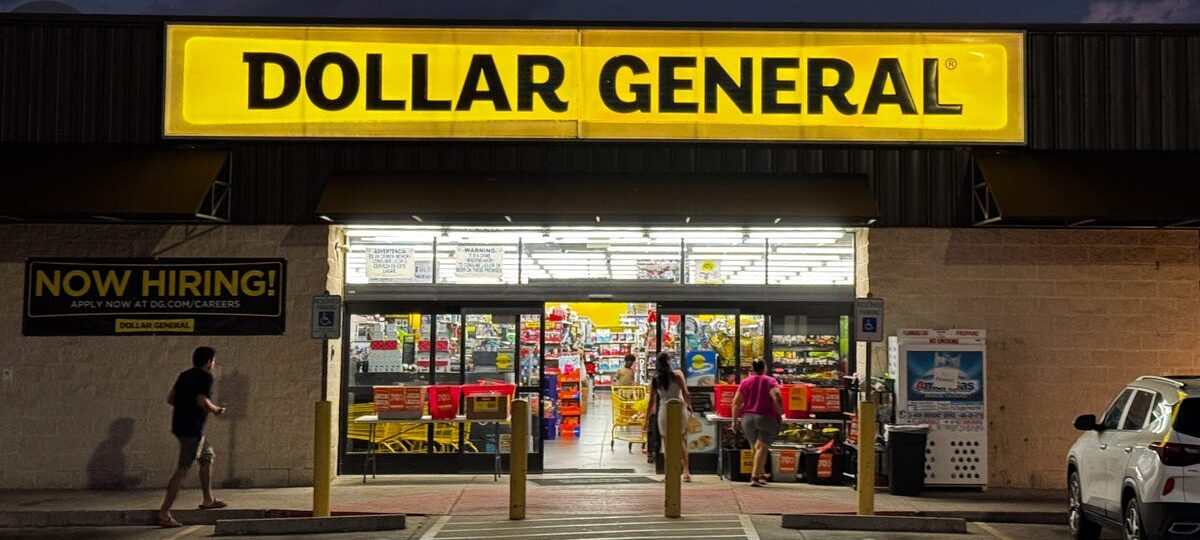Dollar General is adding more $1 items. It's stealing a page from supermarkets' playbook