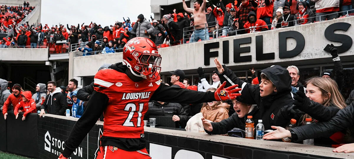 Louisville football brings back D'Angelo Hutchinson under 5-for-5 rule
