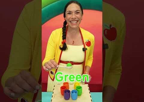 Rainbow Color Matching Game! 🌈 #cocomelon #kids #shorts