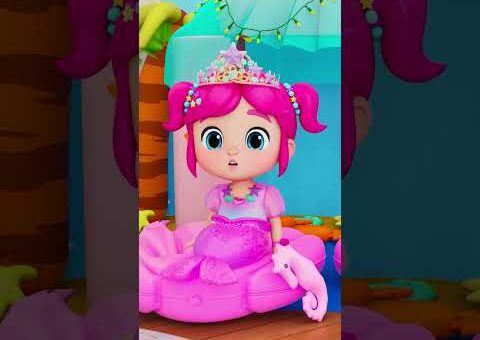 YOU Can Be A Mermaid Too! 🫵 Get Ready With Emmie’s Wonder Wardrobe #kids #shorts