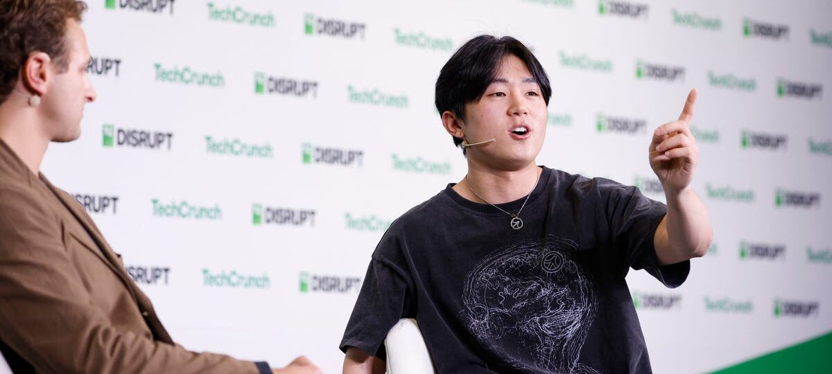 ‘There’s no accountability;’ AI startups keep claiming huge revenue. VCs say the math is getting ‘murky.’