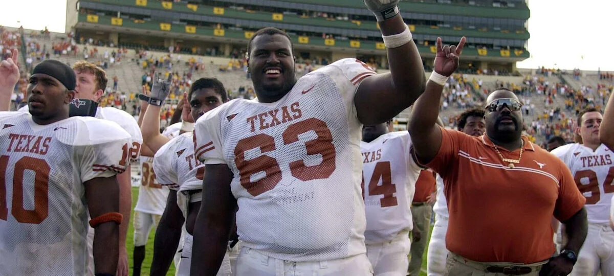 After blood clots and a stroke, Mike Williams returns to Texas and finds old memories