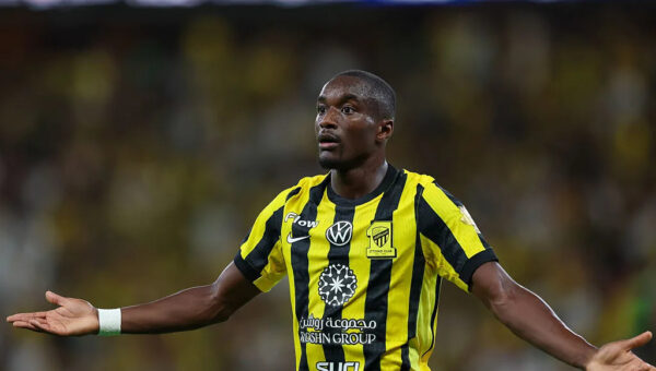 Official: Moussa Diaby back at Leverkusen!