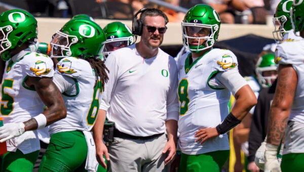 Dan Lanning confident in coordinators, owns Oregon’s shocking loss