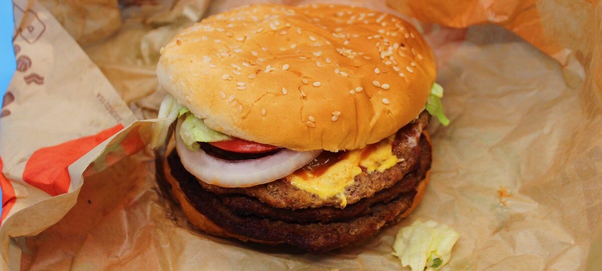 I ranked 5 Burger King cheeseburgers from worst to best. The winner was a great value.