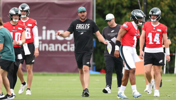 Eagles will use first four games to evaluate the new offense