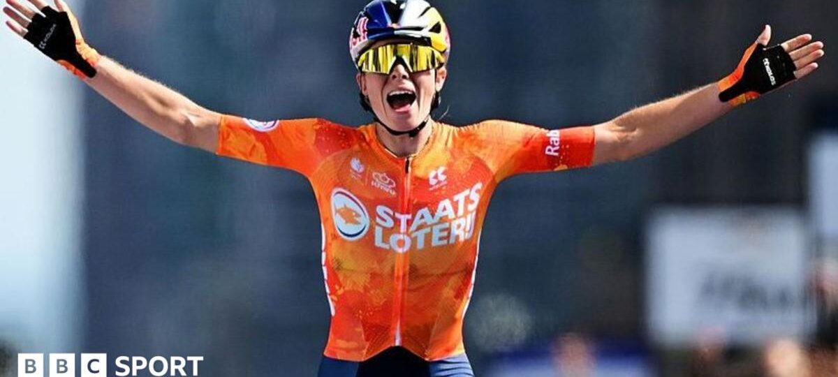 Vollering wins women's road race world title