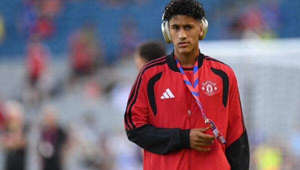 How Arsenal could be influencing JJ Gabriel’s turmoil at Man Utd