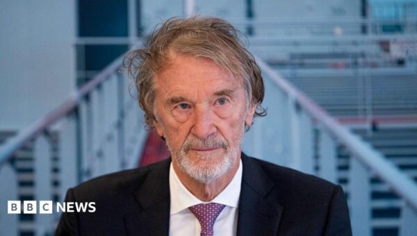 Billionaire Man United owner says he has lost confidence in the UK
