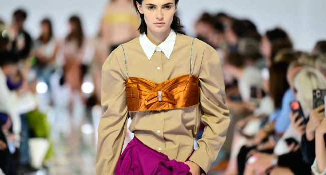 Prada’s Skirts Take Centre Stage As Milan Fashion Week Begins