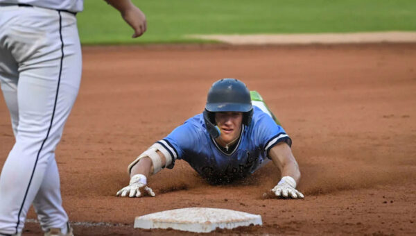 Two Connecticut baseball players, friends since kindergarten, commit to UConn