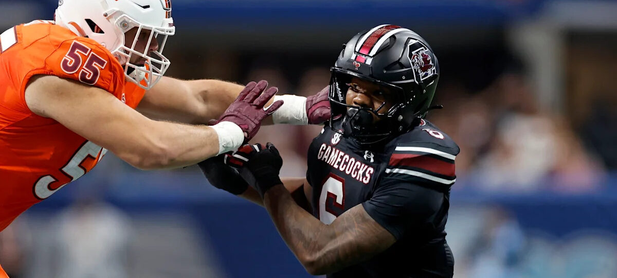 SEC, South Carolina suspend Dylan Stewart one game
