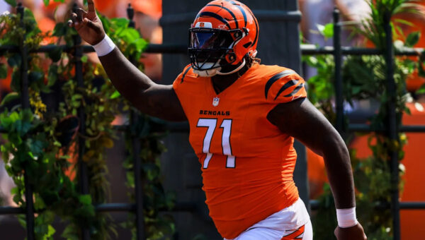 Amarius Mims’ dominance of Bucs is funny to watch