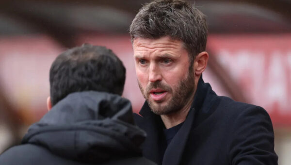 Michael Carrick must axe Manchester United star after Fulham display