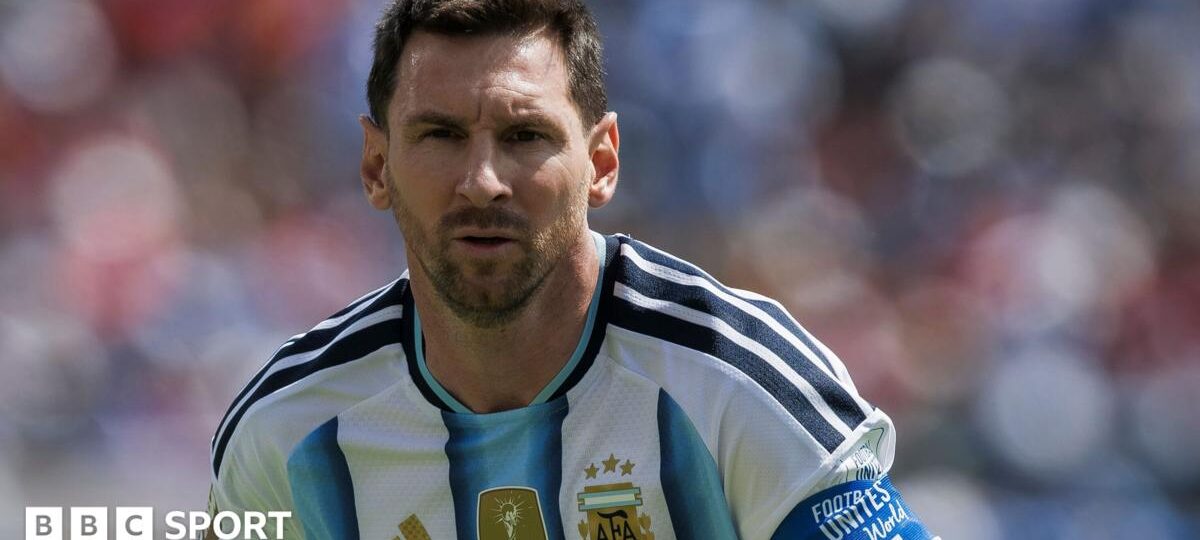 Messi in Argentina squad for farewell against Benin
