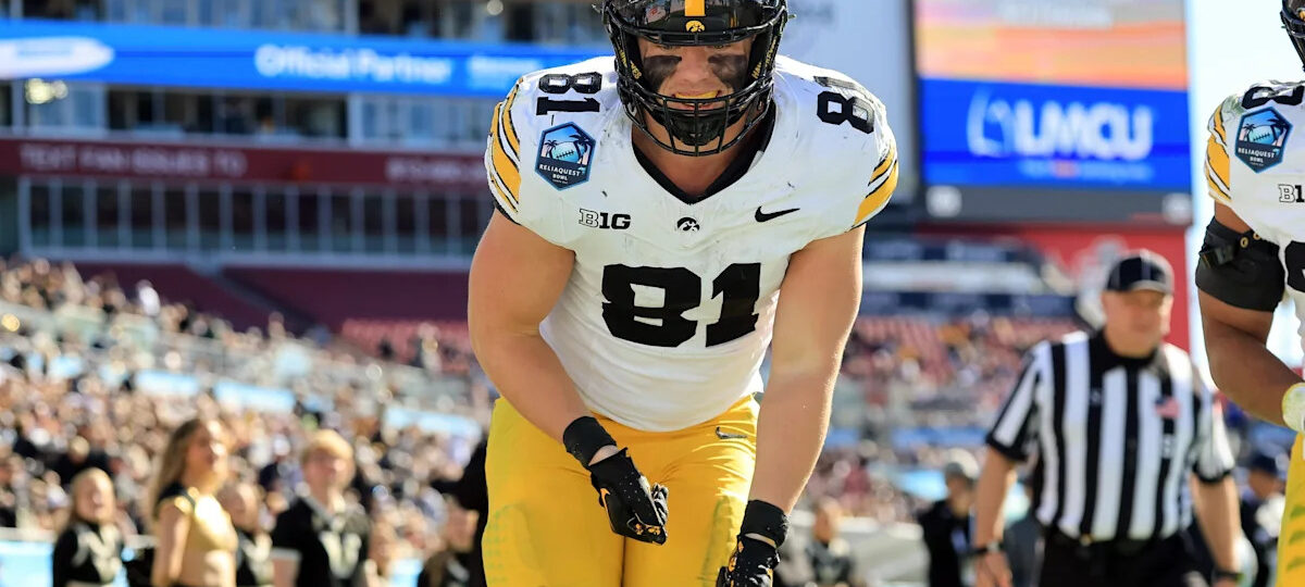 The Pants Predicts: Iowa Hawkeyes vs Northern Illinois