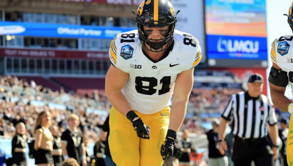The Pants Predicts: Iowa Hawkeyes vs Northern Illinois