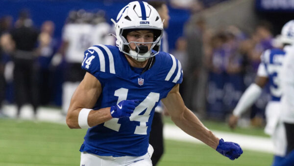 Alec Pierce injury update as Colts WR exits against Chiefs