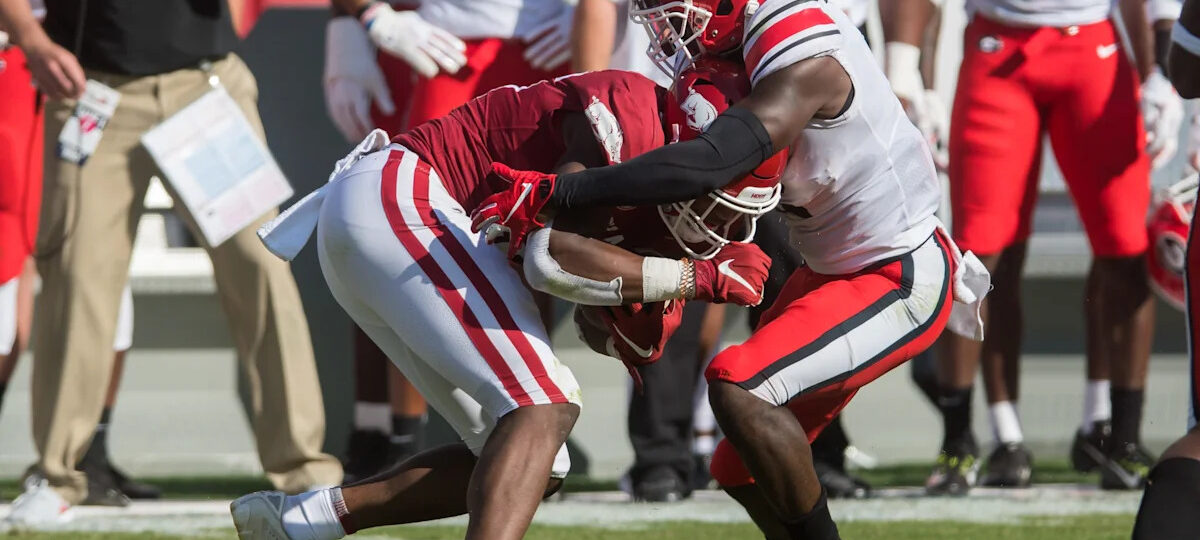 Georgia destroys Arkansas in CFB 27 sim