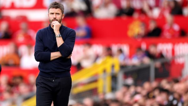 Manchester United make decision on potential Leeds raid as January plans take shape