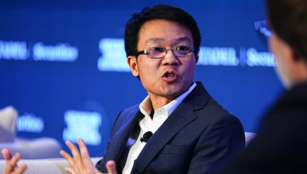 A boardroom exit has two multibillion-dollar AI startups trading accusations