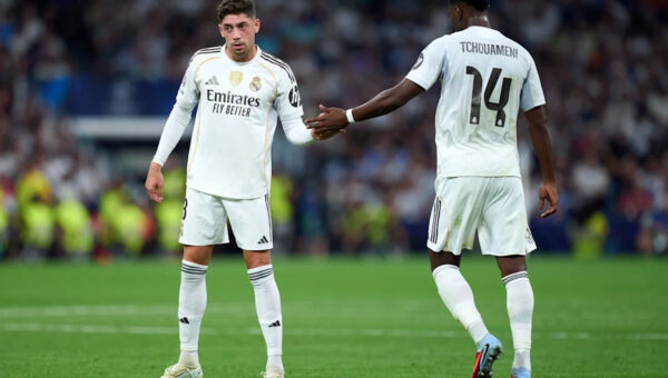 Report: Mourinho ‘won’t start’ Valverde and Tchouameni together regularly at Real Madrid
