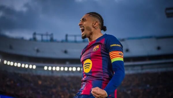 Arsenal consider January swoop for Raphinha