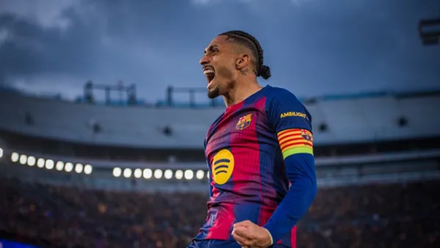 Arsenal consider January swoop for Raphinha