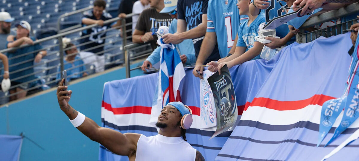 Titans' leading tackler may miss time after UTV accident, concussion