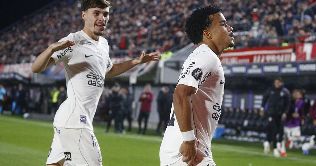 Corinthians grab draw against Estudiantes in Argentina