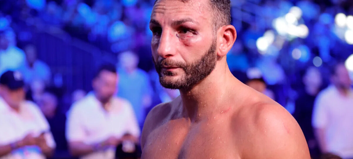 Noel Mikaelian stripped of WBC title after Zuffa Boxing fight, David Benavidez vs. Michal Cieslak ordered for late 2026