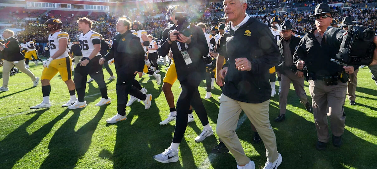 Iowa football Week 4 bowl projections: Where are the Hawkeyes headed?